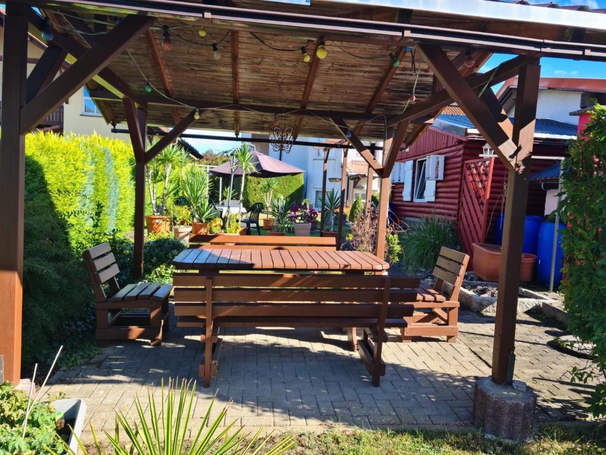 Ferienwohnung Cornelia Und Michael Persang Gbr 埃彭布伦 外观 照片