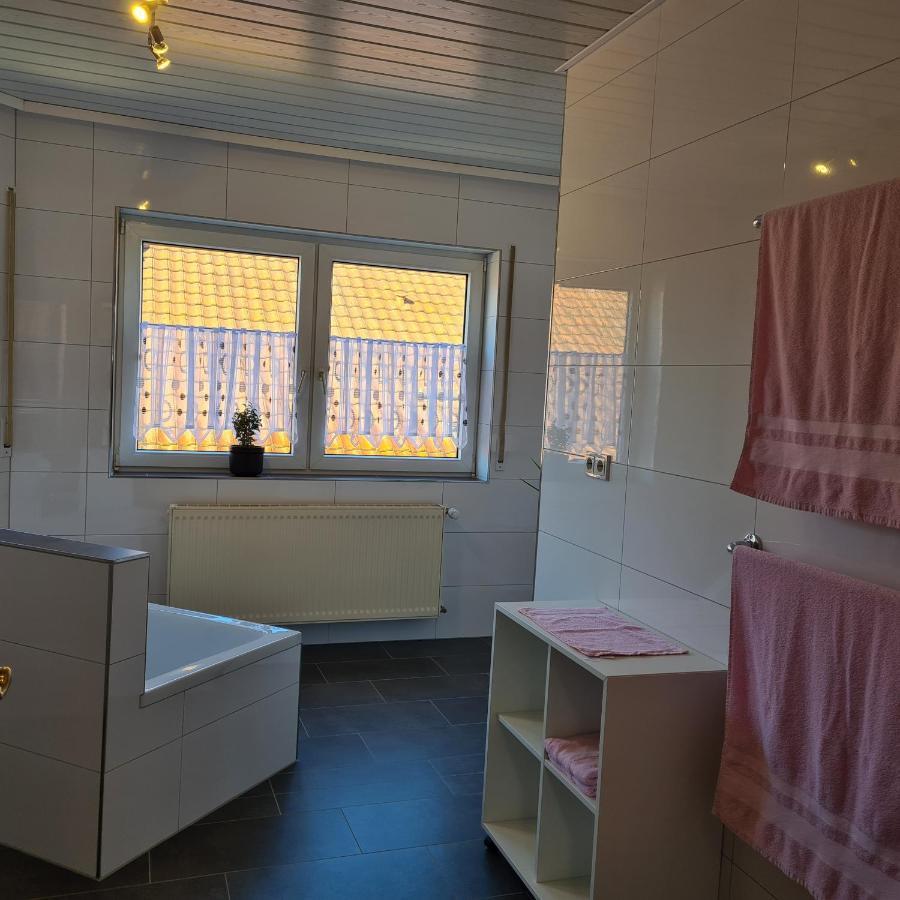 Ferienwohnung Cornelia Und Michael Persang Gbr 埃彭布伦 外观 照片