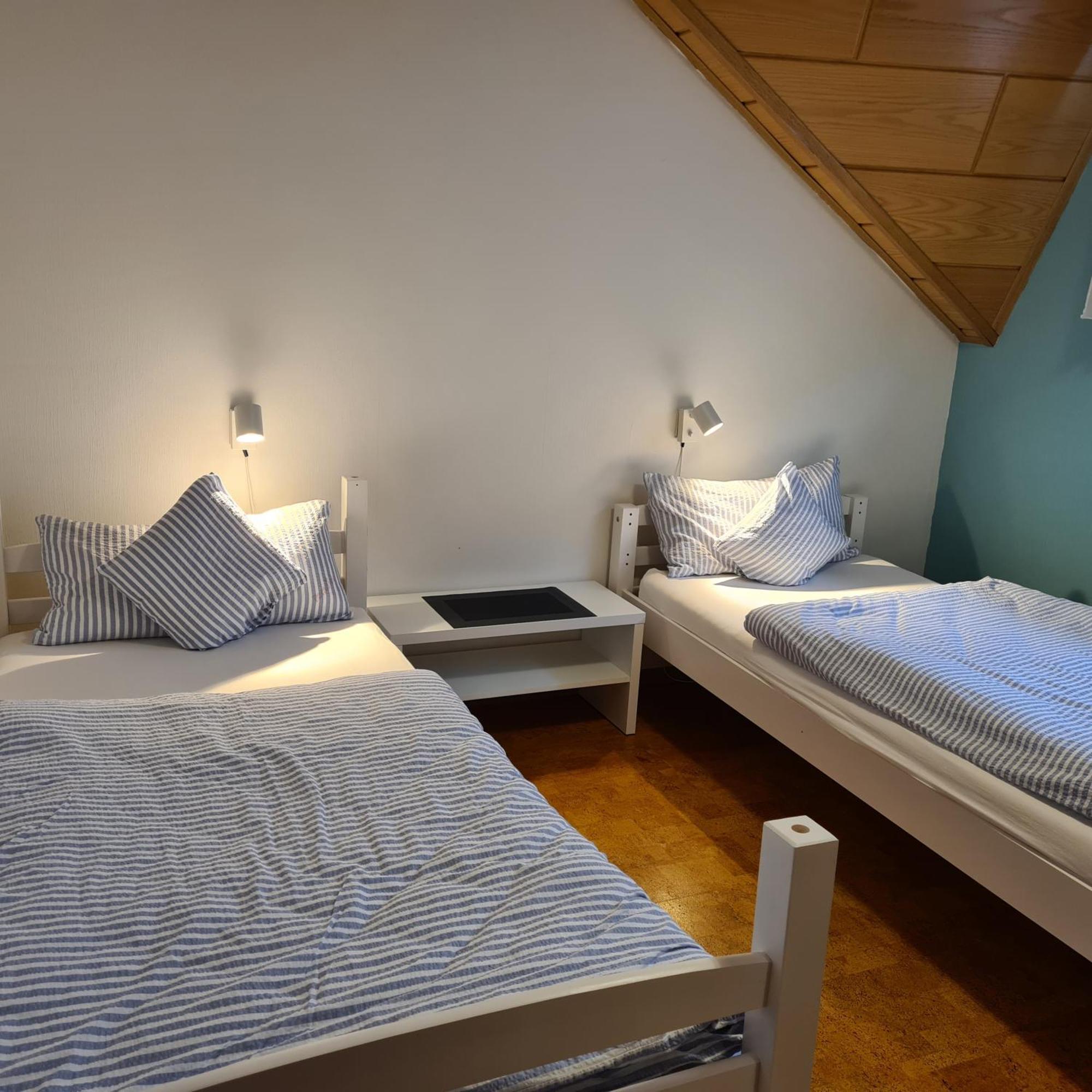 Ferienwohnung Cornelia Und Michael Persang Gbr 埃彭布伦 客房 照片